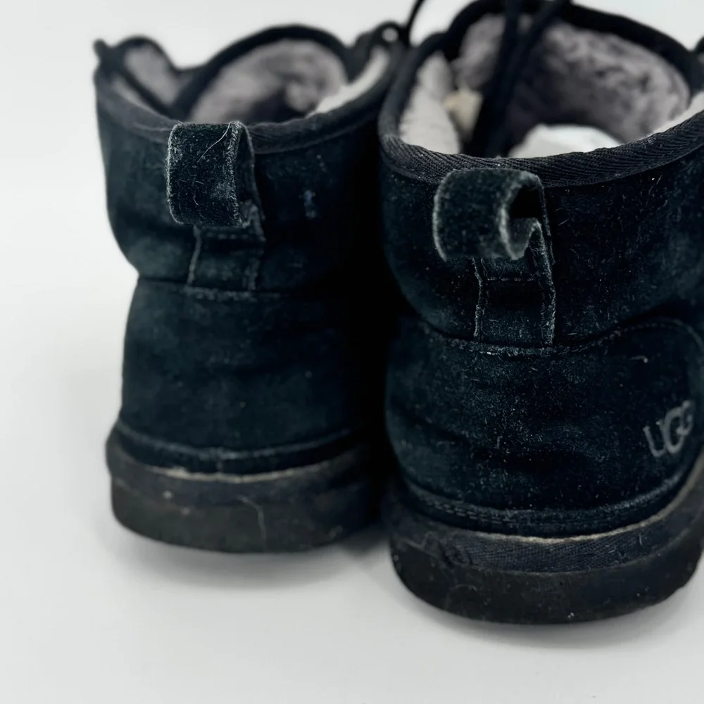UGG Men's Neumel Chukka Boots Black‎ Suede UGGplush Wool Lining Size 12 Fair
